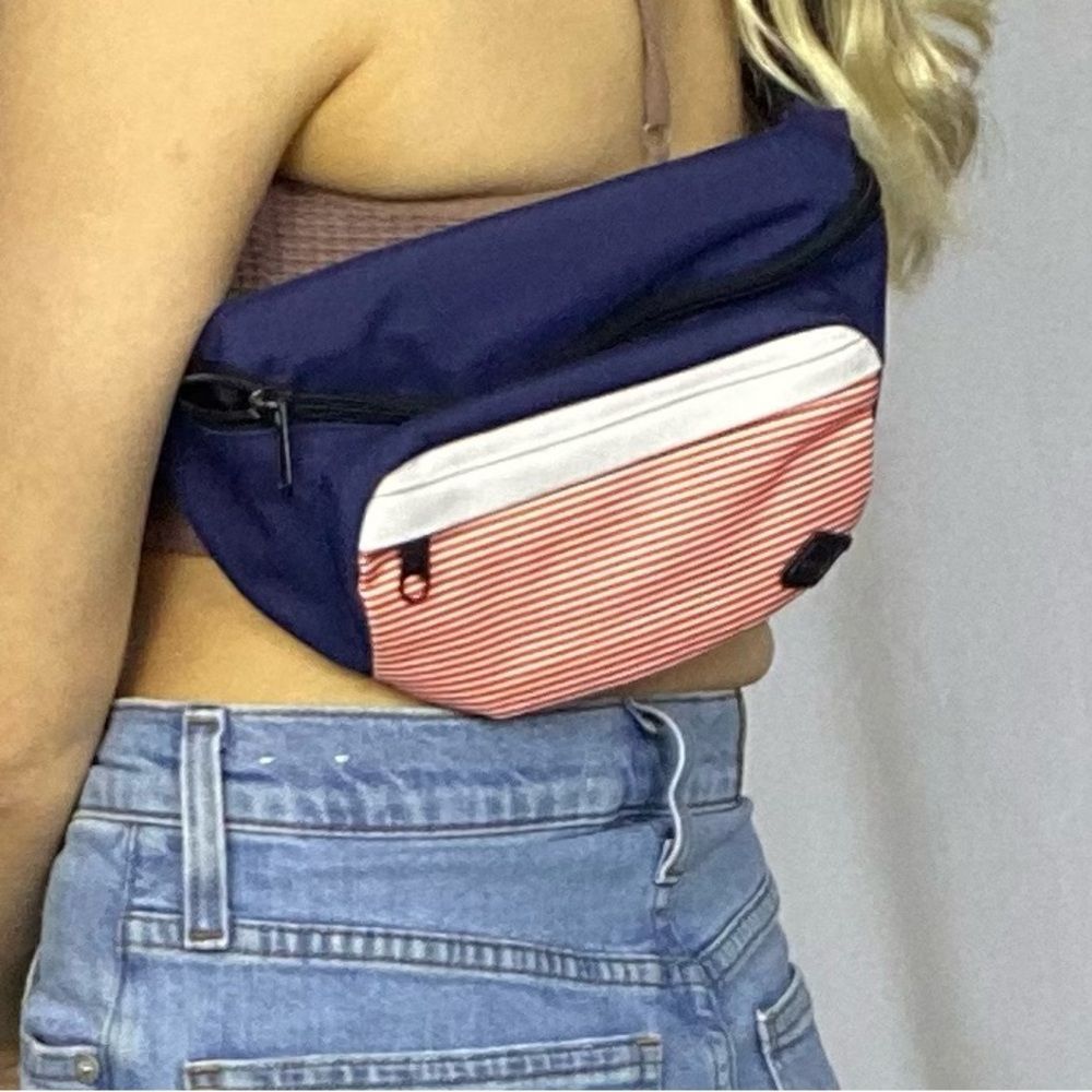 Krave American Flag Vintage look crossbody Fanny pack with interior wall…